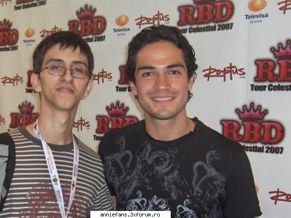 poncho con sus fans - annie*princezs - poncho